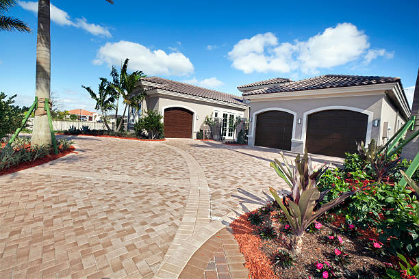 Best Brick Driveway Pavers  in Nashwauk, MN