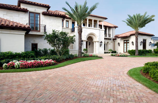 Best Commercial Driveway Pavers  in Nashwauk, MN